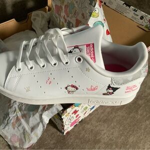 adidas Originals White Sneakers Playful Design